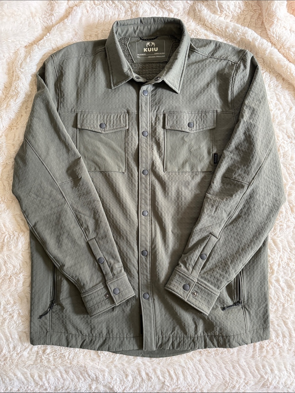 KUIU Men's Olive Jacket with Snap Front